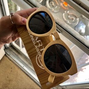 Earth Wood Del Carmen Sunglasses w/Polarized lens